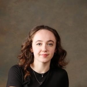 Meet your Posher, Stella